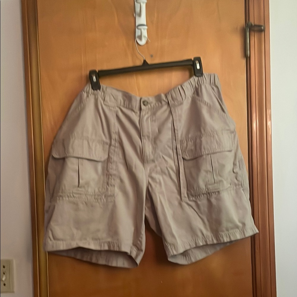 Croft & Barrow Tan Cargo Shorts Durable Cotton Blend